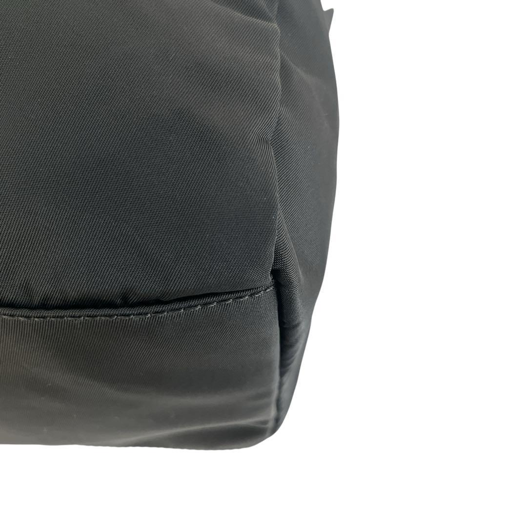 美品　プラダ　ハンドバッグ　ミニボストン　三角ロゴ　テスートナイロン　ブラック