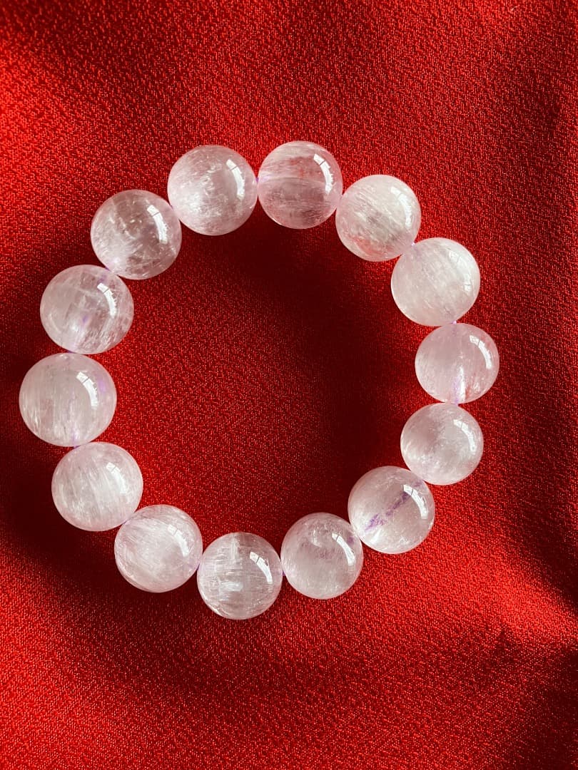 クゥンツァイト