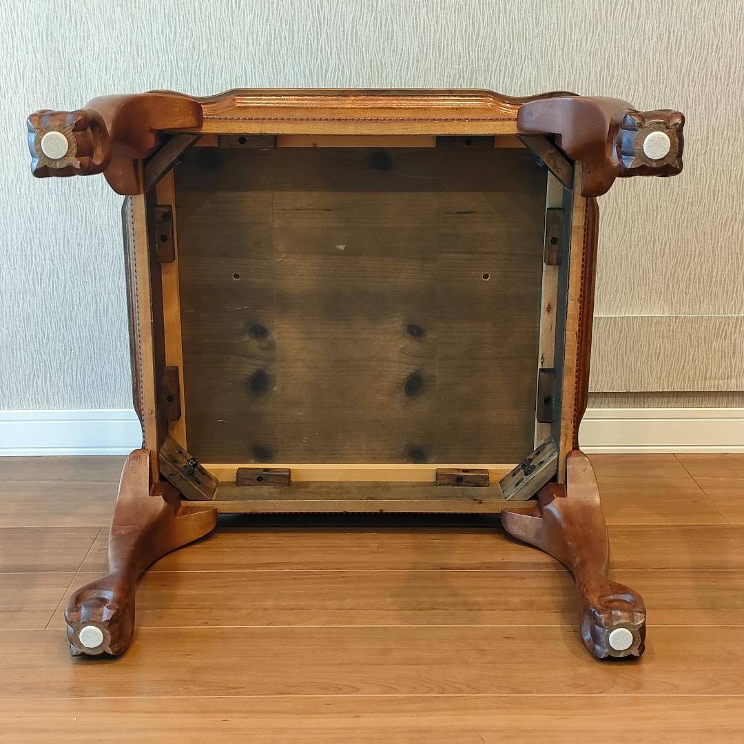 クイーン・アン様式　コーヒーテーブル　センターテーブル　猫脚