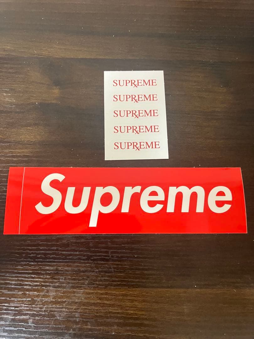 か*ま様 o*2様 24ss Supreme Confetti Cardigan