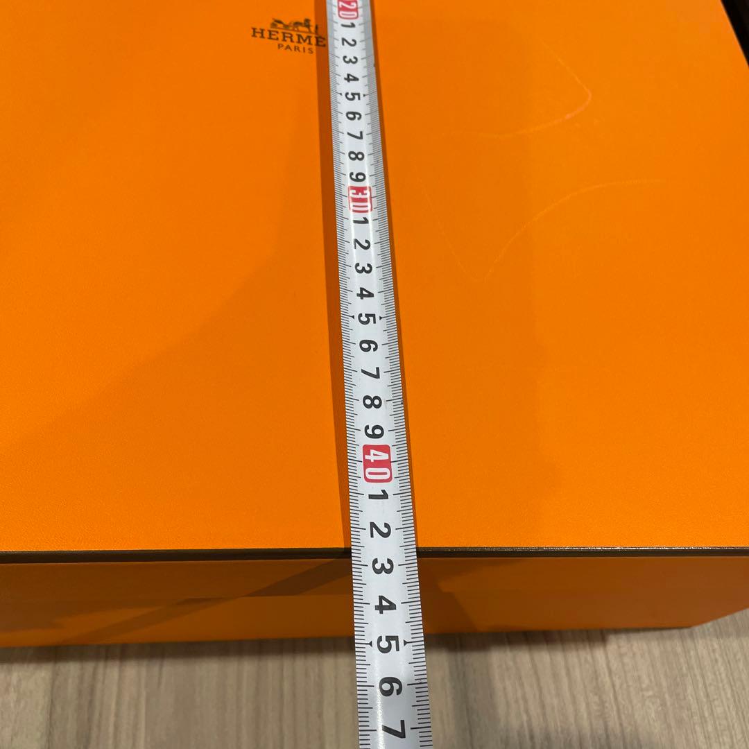 HERMES 大きな空箱　白紙　リボン　ショップカード　めちゃくちゃ綺麗です