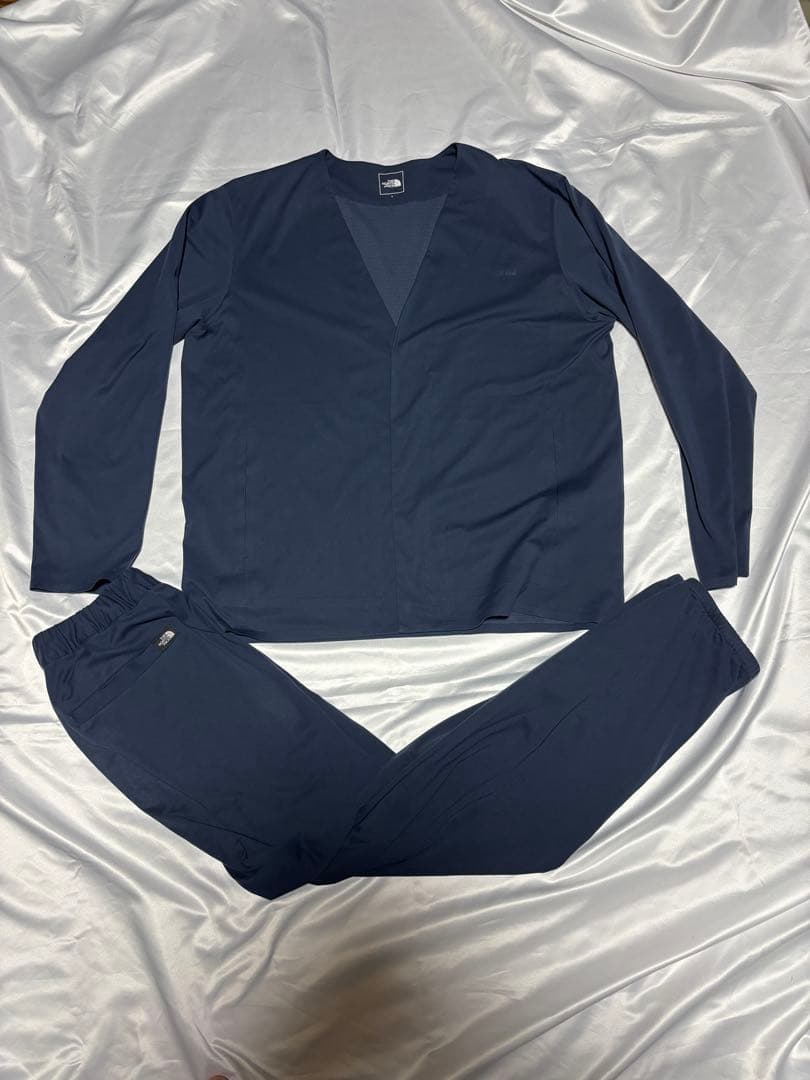 定価30,800円 ノースフェイス テックラウンジ 上下セットアップ 紺 L