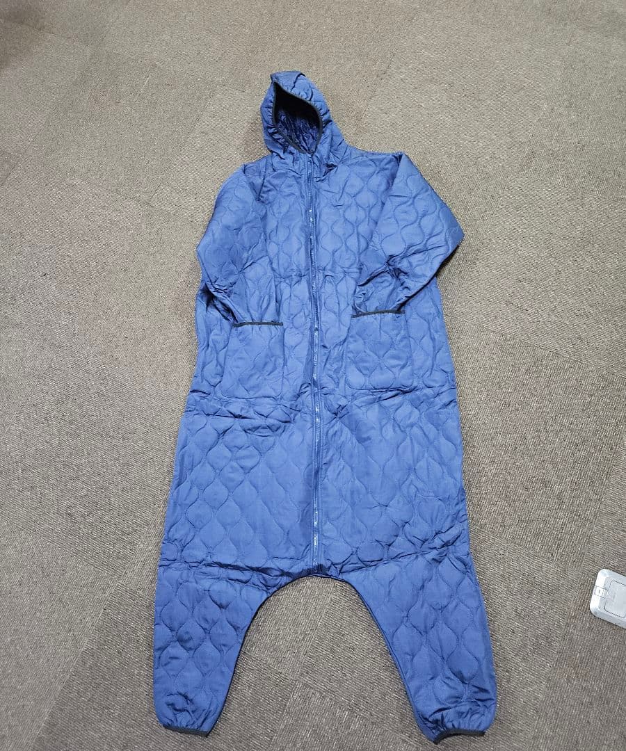 大人気モモンガ風★着る寝袋★新品未使用Mサイズ★紺色、男性や女性、アウトドアにも