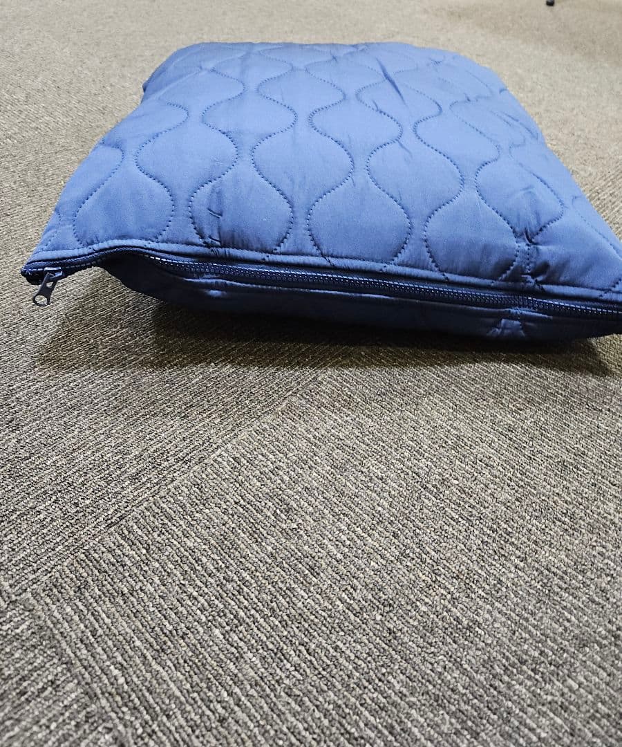 大人気モモンガ風★着る寝袋★新品未使用Mサイズ★紺色、男性や女性、アウトドアにも