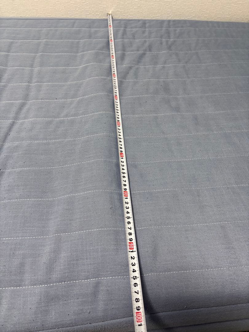 脚付きマットレスシングルベッド