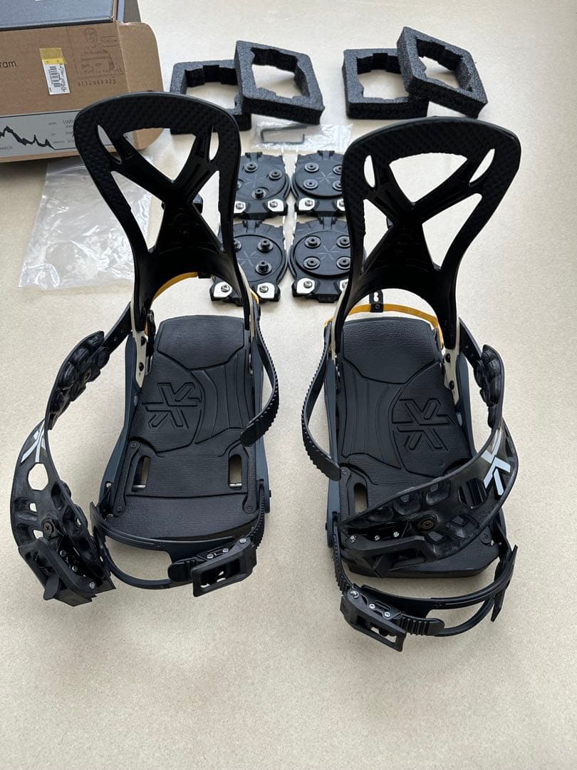 カラコラム レイバック23-24モデル Ｓサイズ