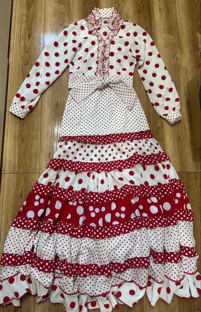 再値下げ フラメンコ衣装 ツーピース 赤白水玉