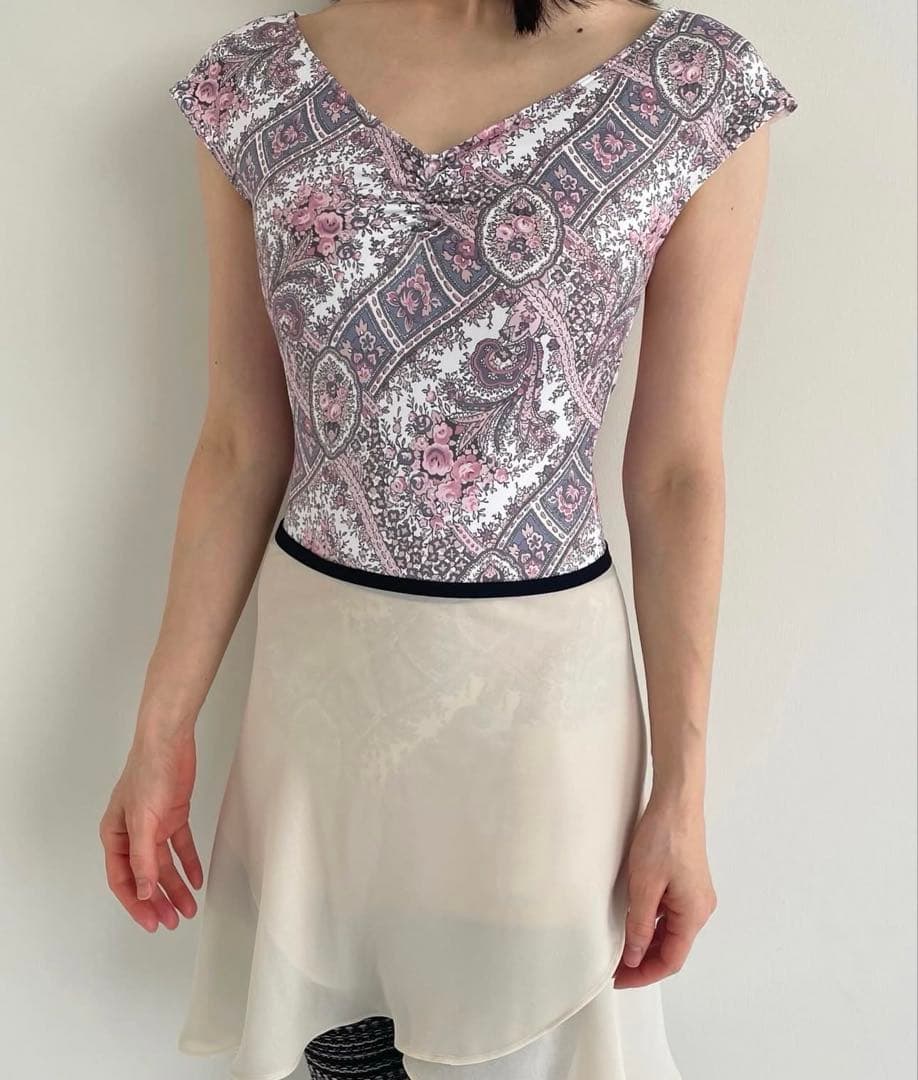 スティナstinaレオタード