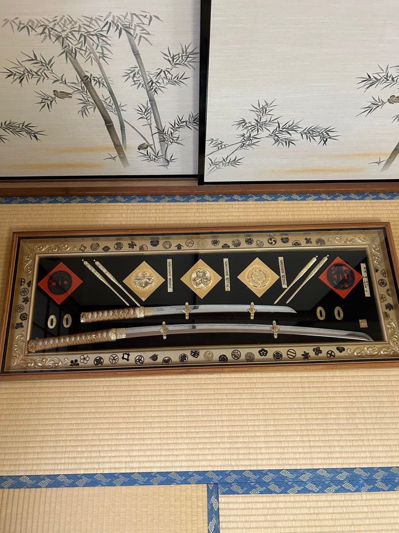 織田・豊臣・徳川　武家三大家紋　模造刀 レプリカ 額入り 松庵