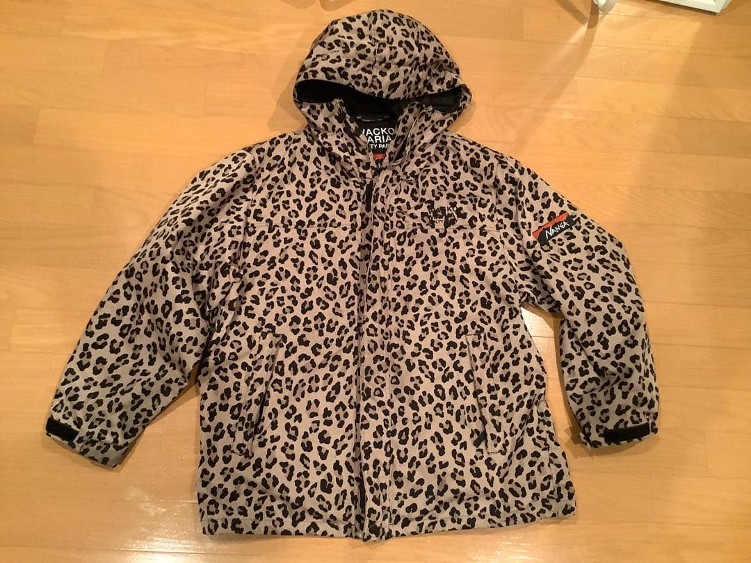 ヒョウ柄フリースマウンテンパーカー