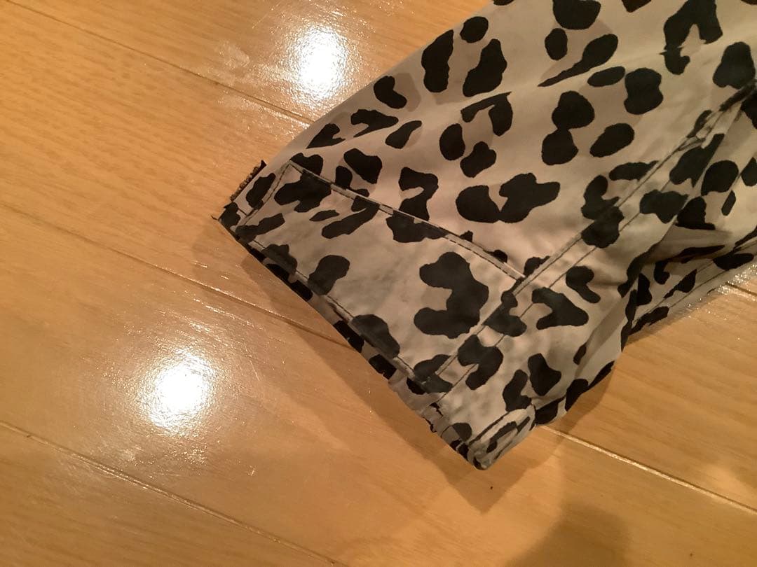 ヒョウ柄フリースマウンテンパーカー