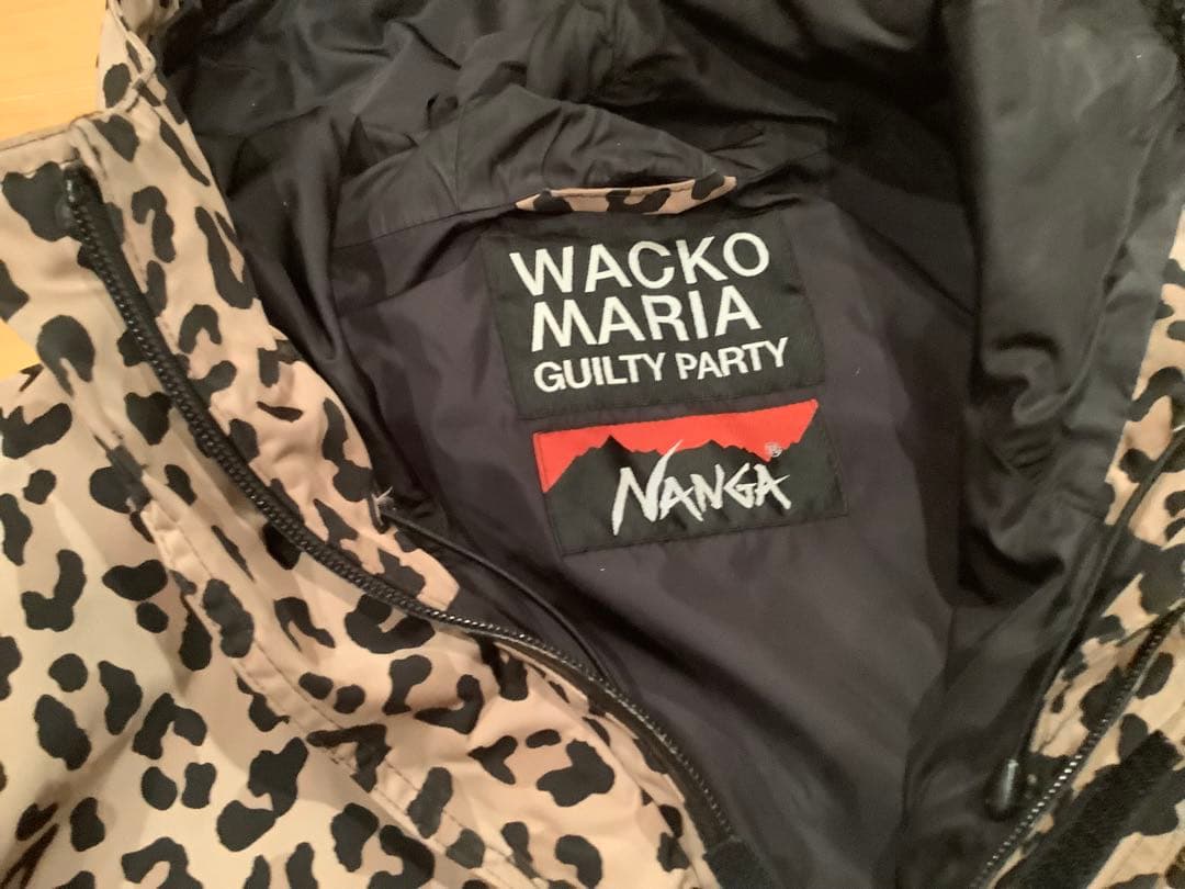 ヒョウ柄フリースマウンテンパーカー