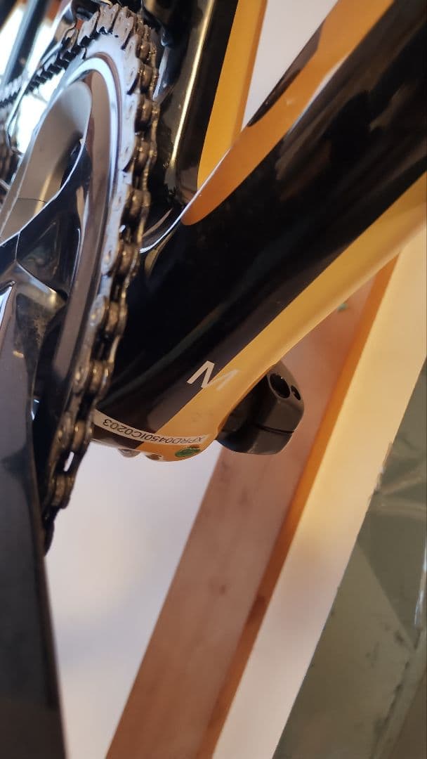 グスト RCR DURO Team Limited 　ロードバイク　キシリウム