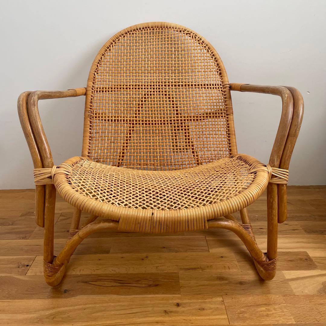 ラタンのラウンジチェア　1/3