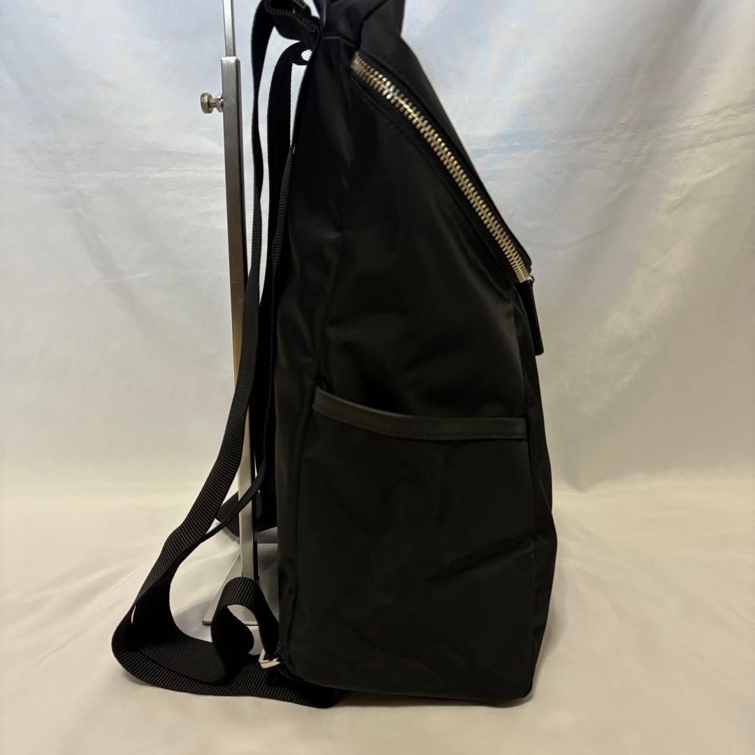 【美品】アニエスベー ブラック ナイロン リュック パスケース付き バックパック