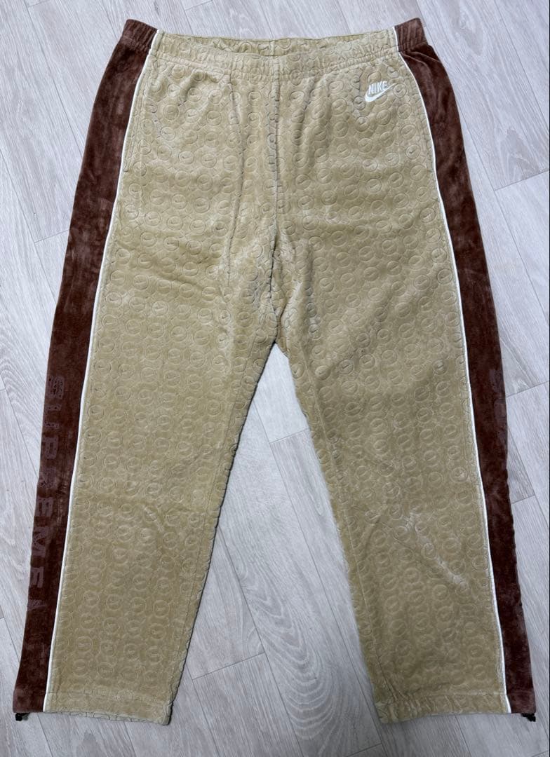 パンツ Supreme Nike Velour Track Pant Tan L