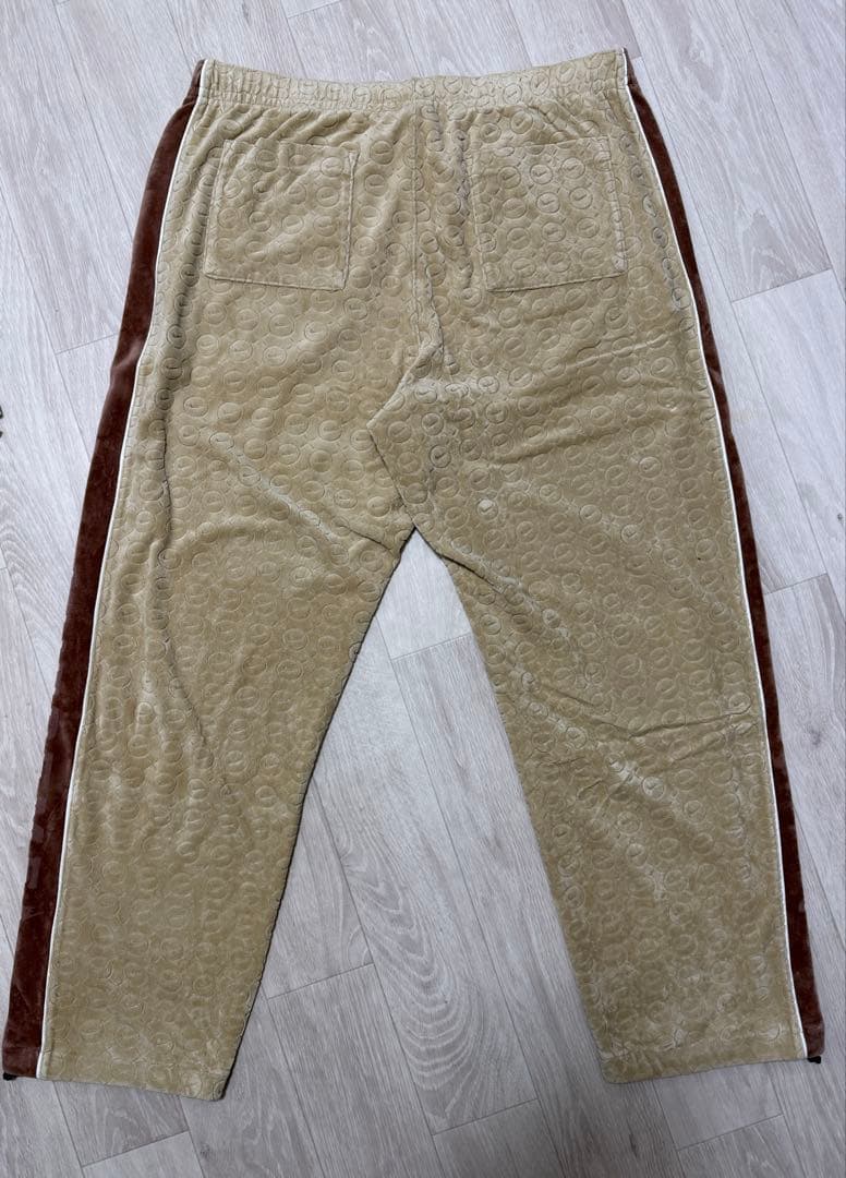 パンツ Supreme Nike Velour Track Pant Tan L