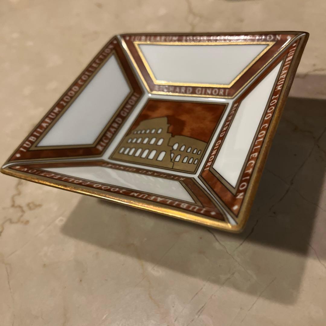 ジノリ　ミレニアム　コロッセオ飾り皿《超レア》《新品・未使用品》