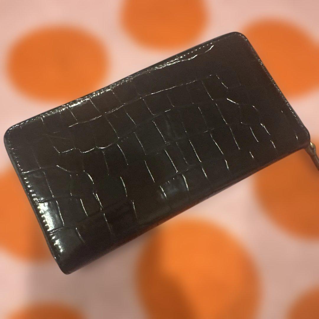 えま黒 クロコダイル風長財布 ゴールドロゴ付き