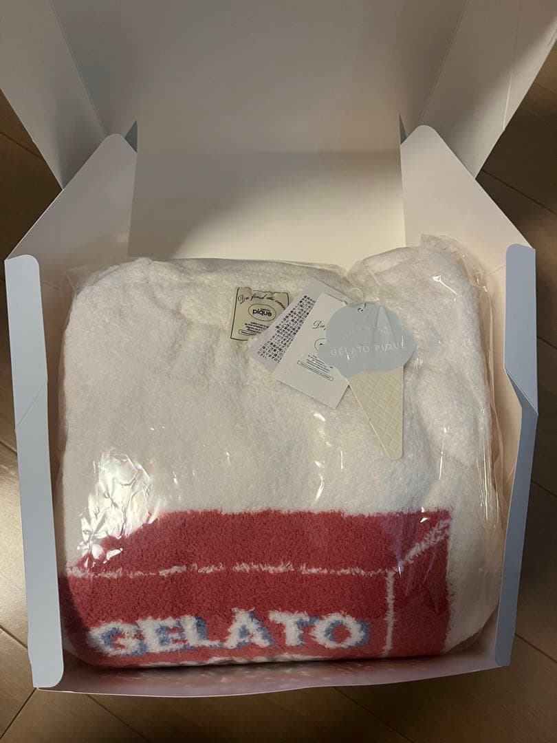 ベビモコシリアルベアジャガードワンピース