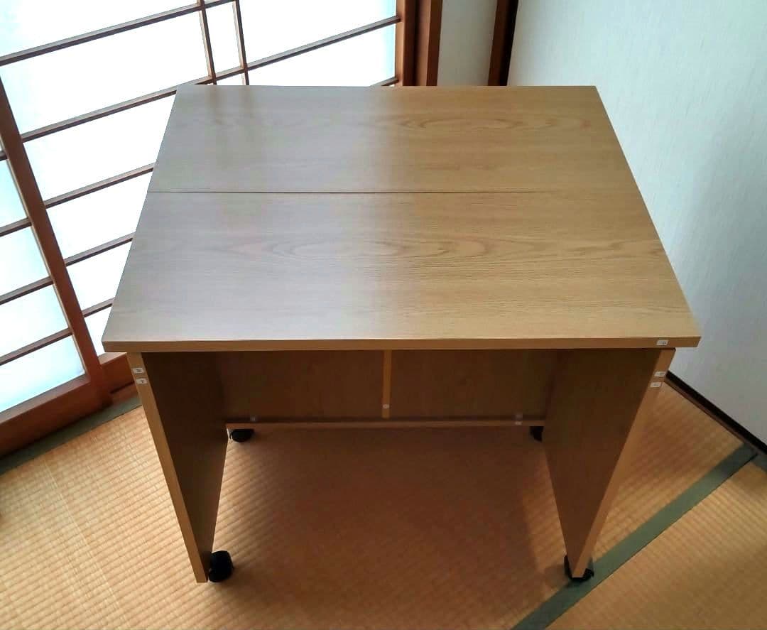 キャスター付　押入れ・クローゼット収納　折りたたみ式デスク　ミシン・作業台
