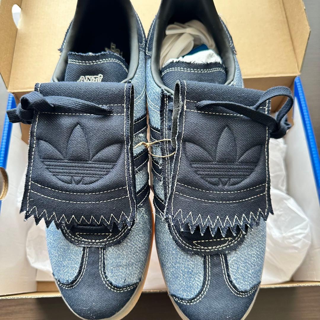 adidas Antiコラボ　デニムシューズ