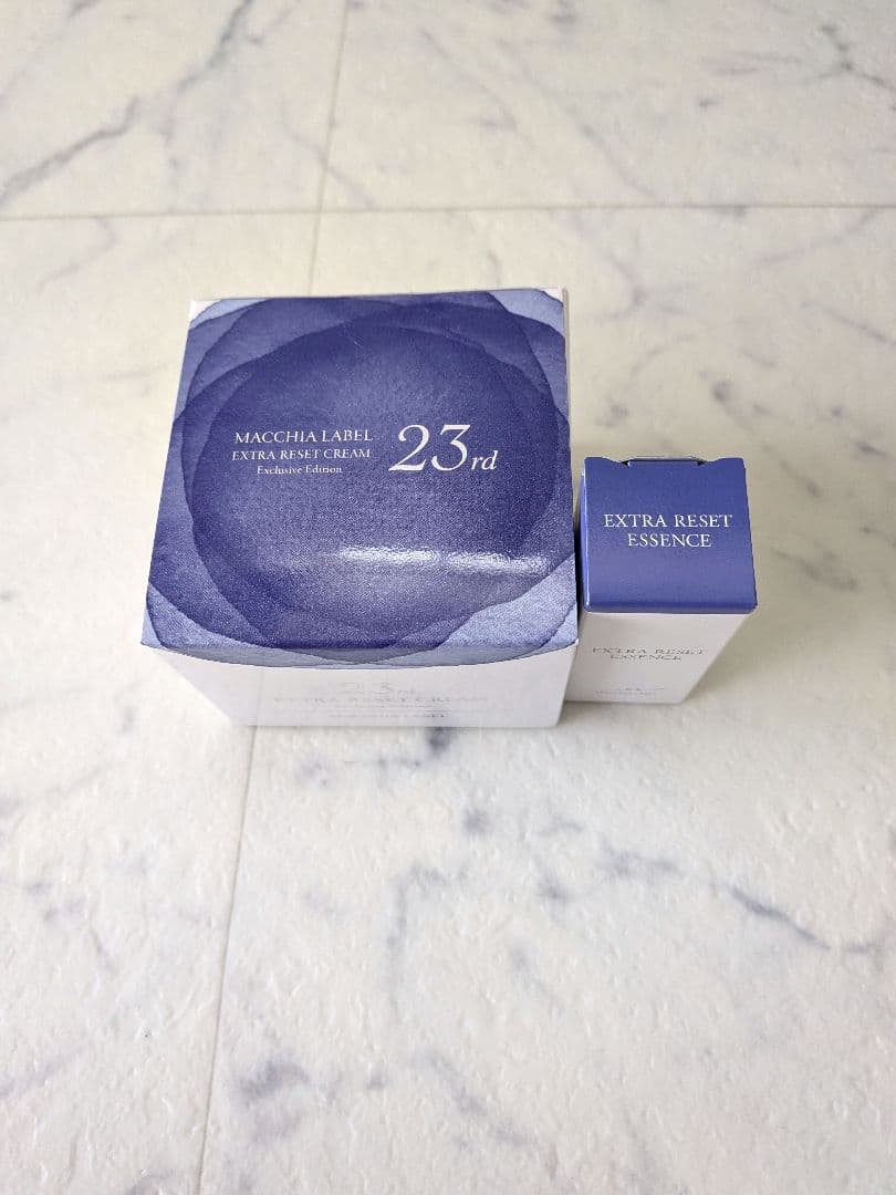 マキアレイベル エクストラリセットクリーム23 ＋エッセンス(美容液)セット
