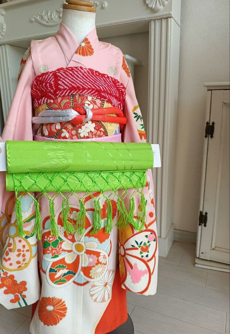 専用です☆アンティーク薄ピンク、クリーム色に梅の花の着物☆２歳から３歳