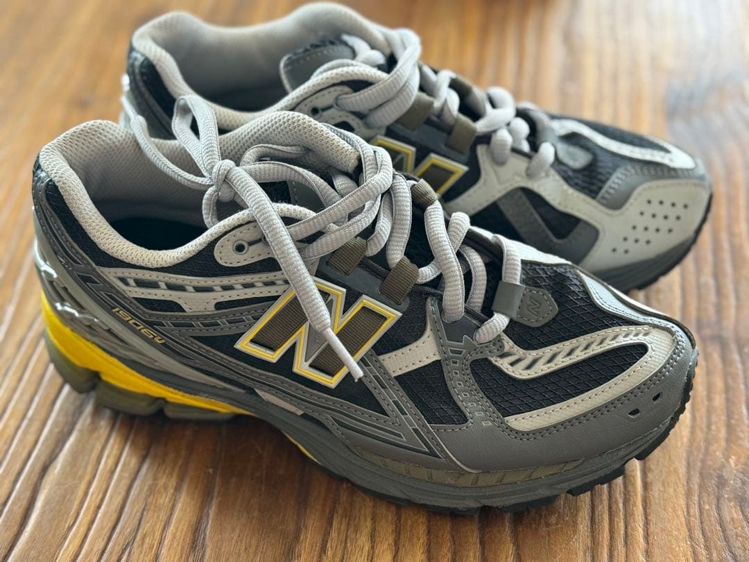 ニューバランス　M1906NA グレー　23cm