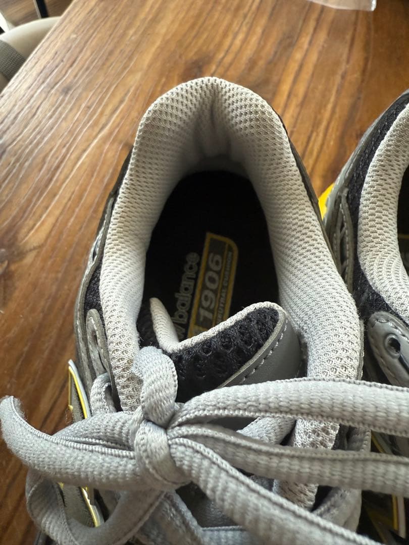 ニューバランス　M1906NA グレー　23cm