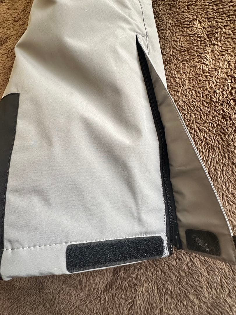 新品Salomon 上下M スキースノーボード ジャッケットパンツ サロモン