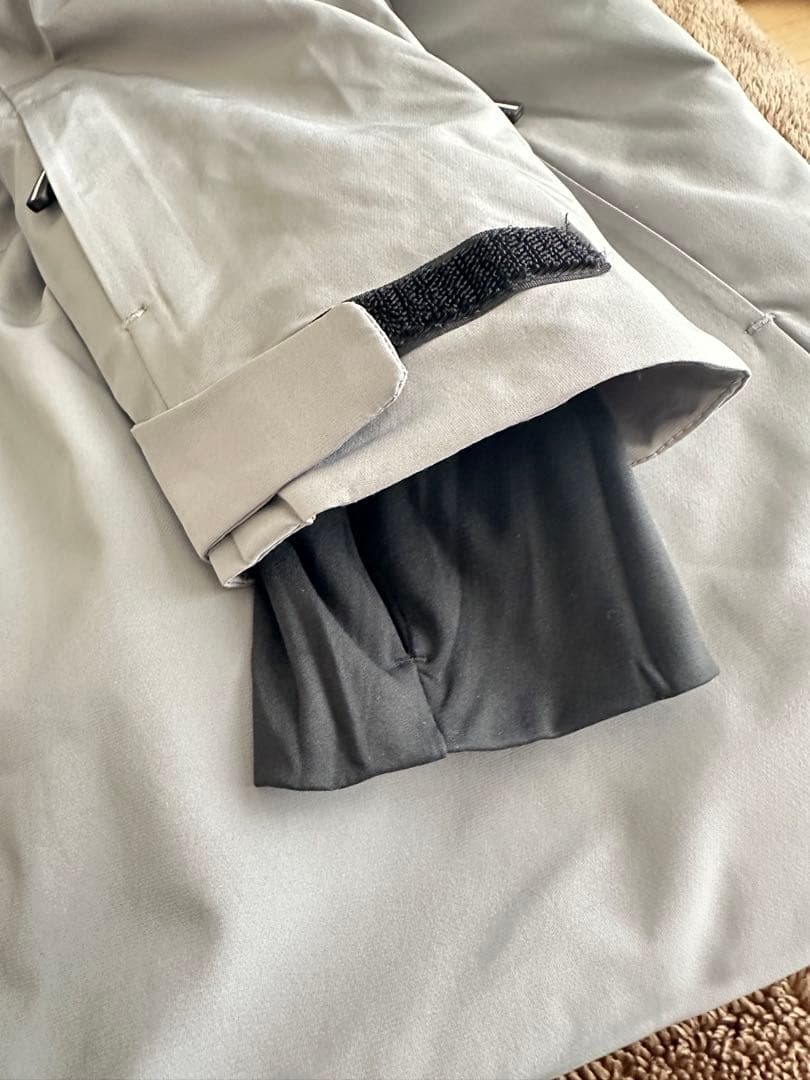 新品Salomon 上下M スキースノーボード ジャッケットパンツ サロモン