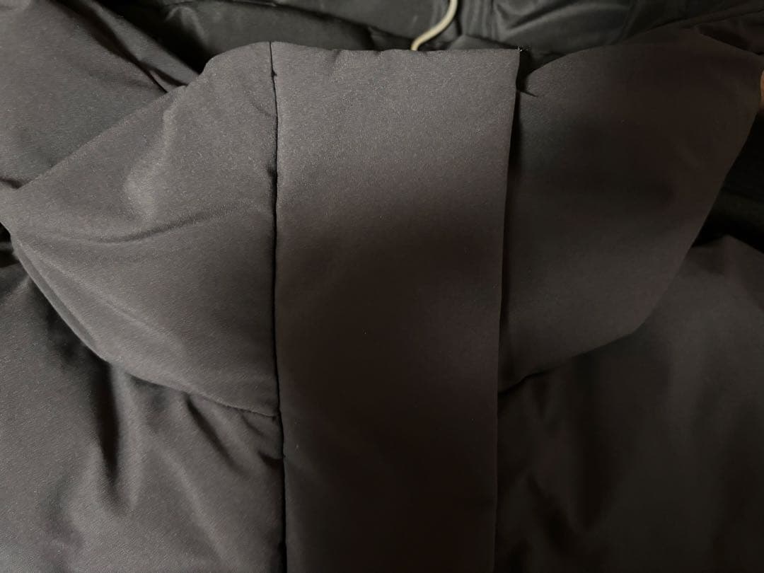 今季　ユニクロ　シームレスダウンロングコート＋　L