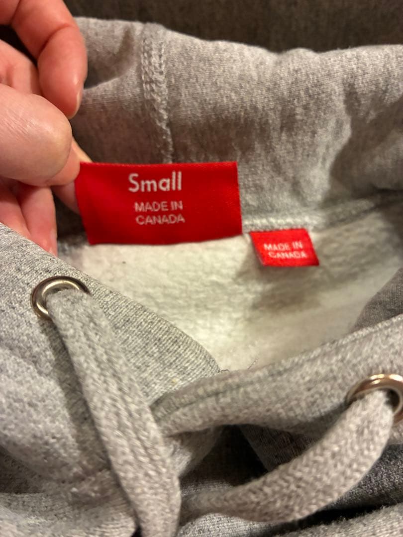 Supreme グレー フード付きパーカー Sサイズ