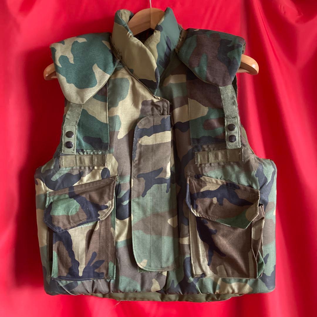 米軍PASGTベスト ボディーアーマー M 実物中古良品ケブラー付