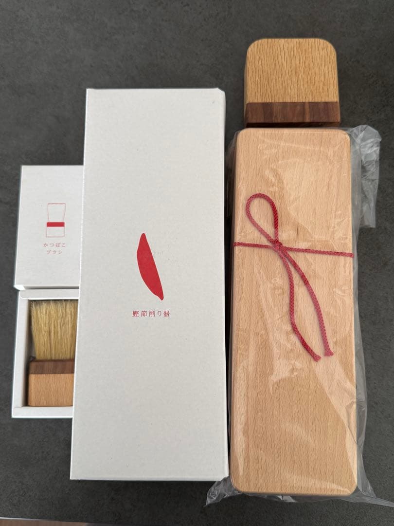 【新品未使用】台屋　鰹節削り器➕かつばこブラシ➕かまぼこ木づちセット