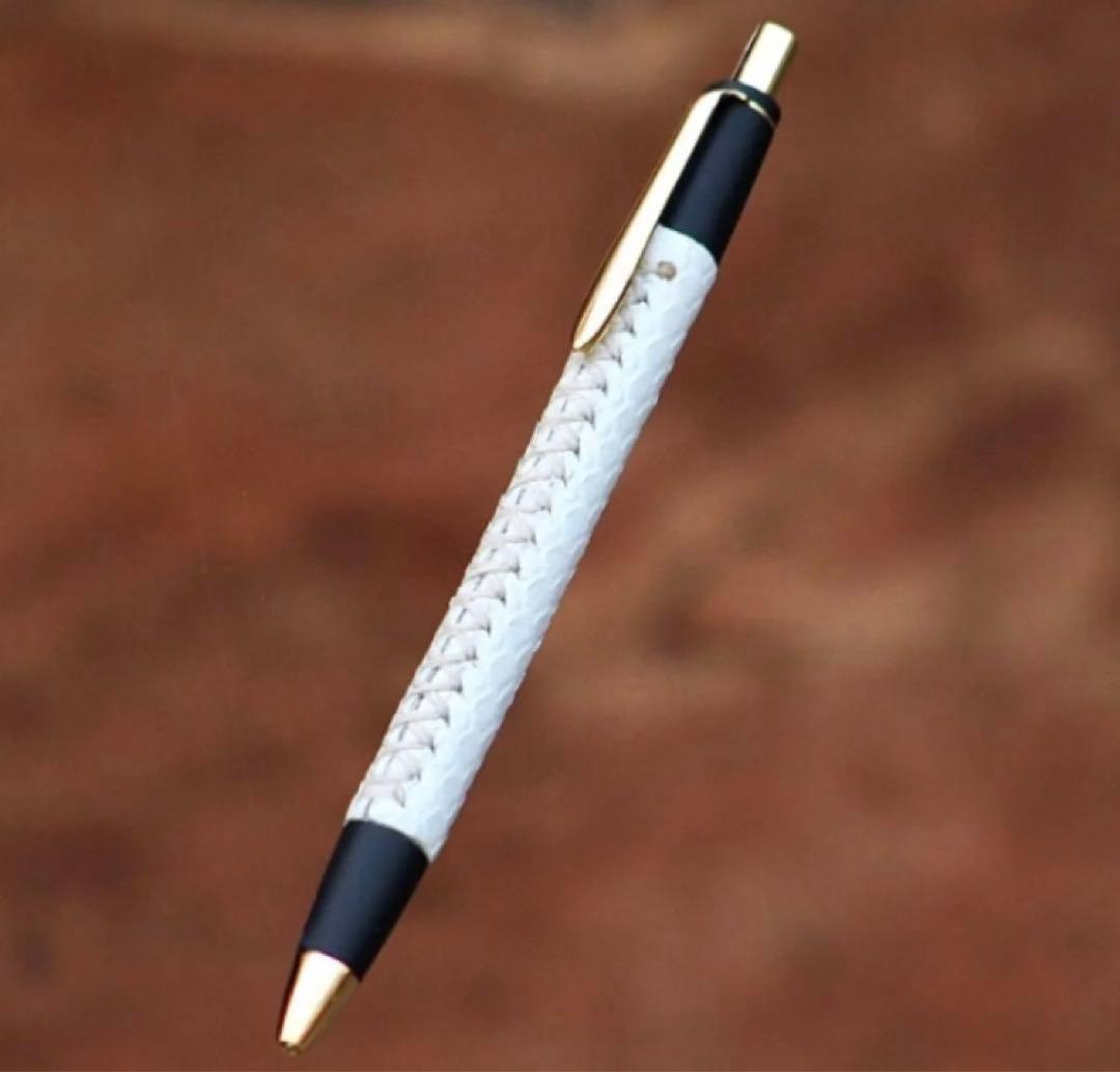 シックザール　巳年限定　パイソンレザー 白蛇革 ボールペン　schicksal