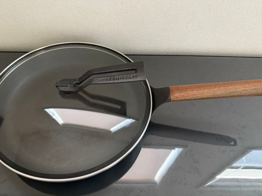 バーミキュラ　フライパン 26cm ガラス蓋付き