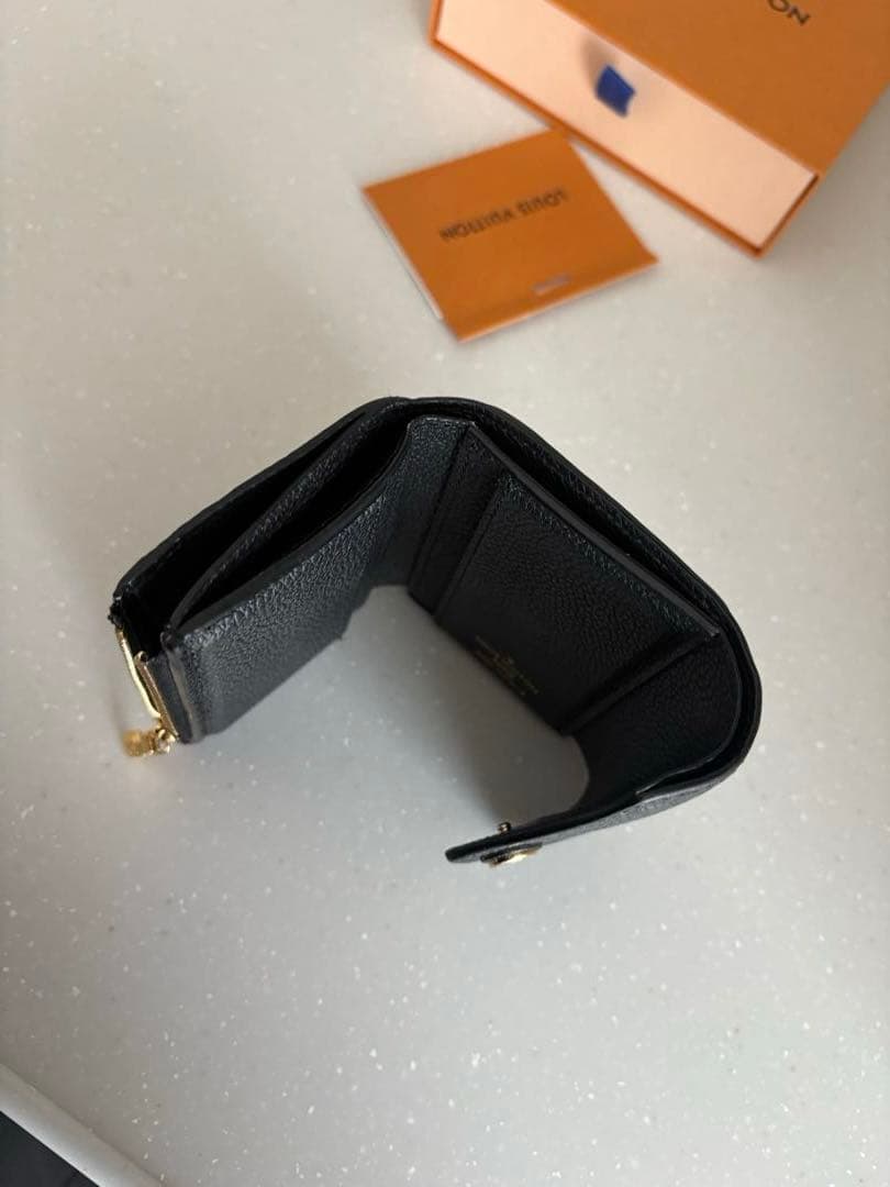 【正規品】ルイヴィトン 三つ折り財布 モノグラムア ポルトフォイユヴィクトリーヌ