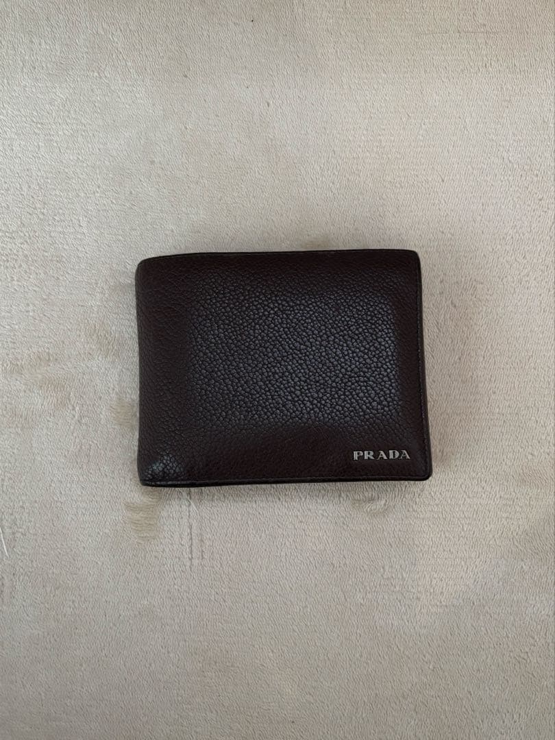 PRADA ダークブラウン 二つ折り財布