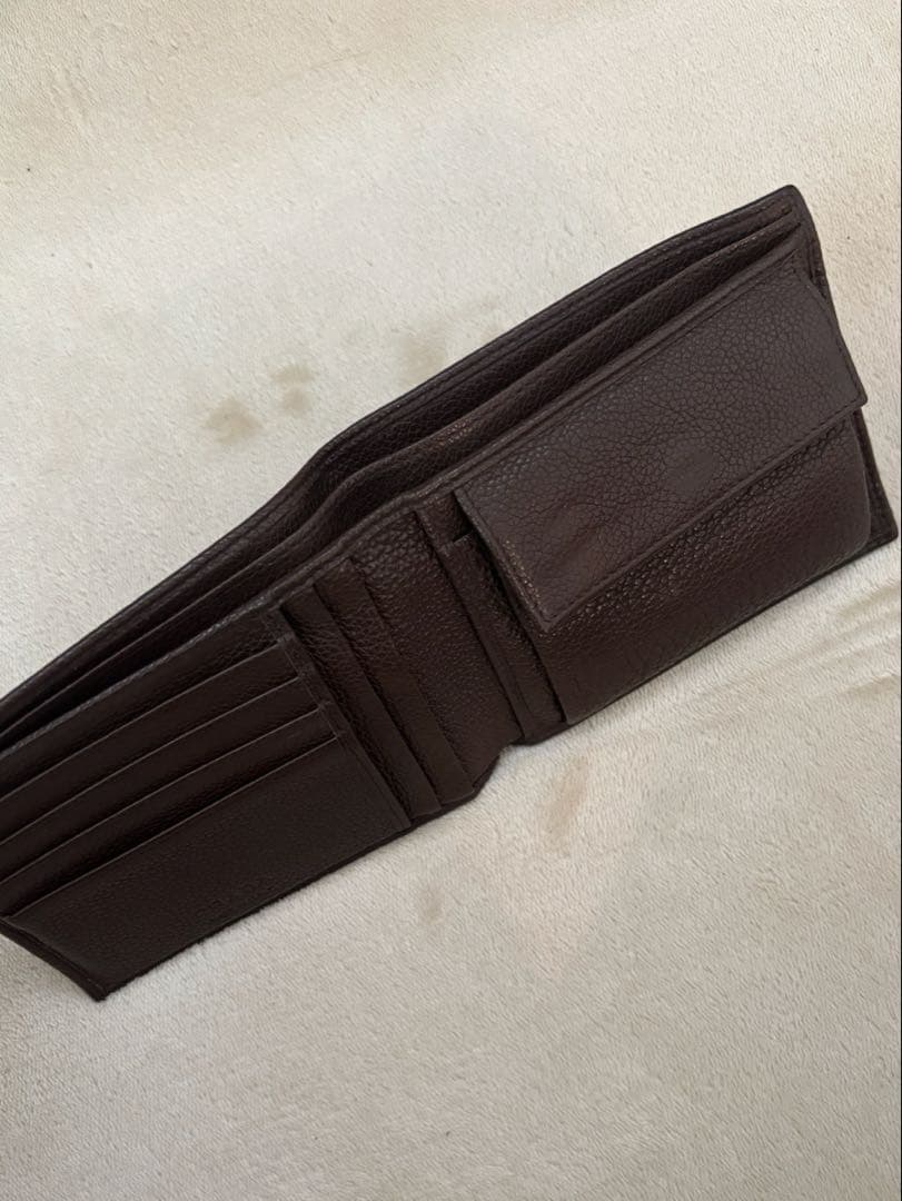 PRADA ダークブラウン 二つ折り財布