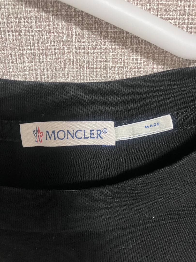 MONCLER モンクレール 美品 黒 ジグザグ模様 Tシャツ