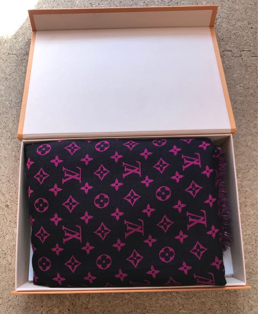【良品】正規店購入　LOUIS VUITTON大判ショール　約195×140cm