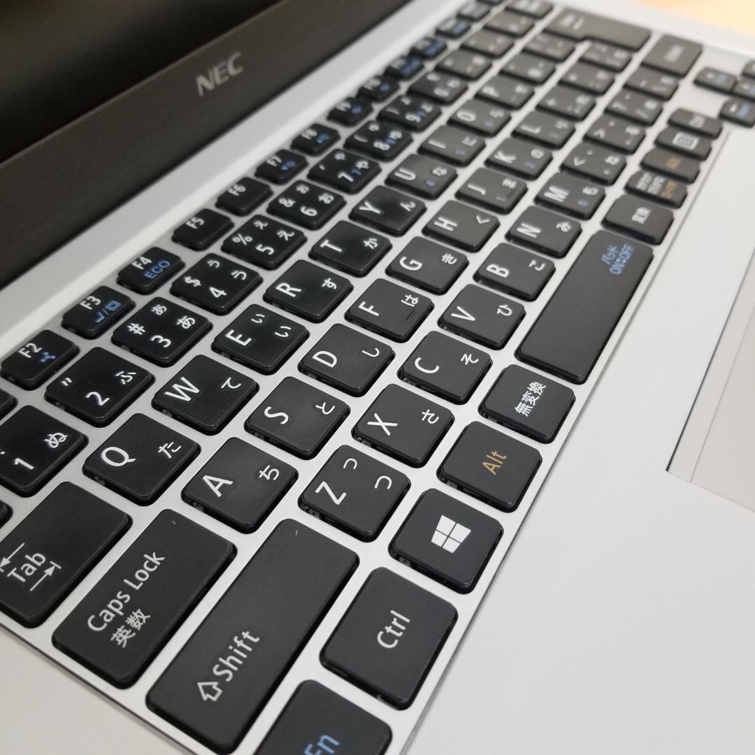 期間限定 小型 SSD Win11 i3搭載 ノートPC NEC (E3003)