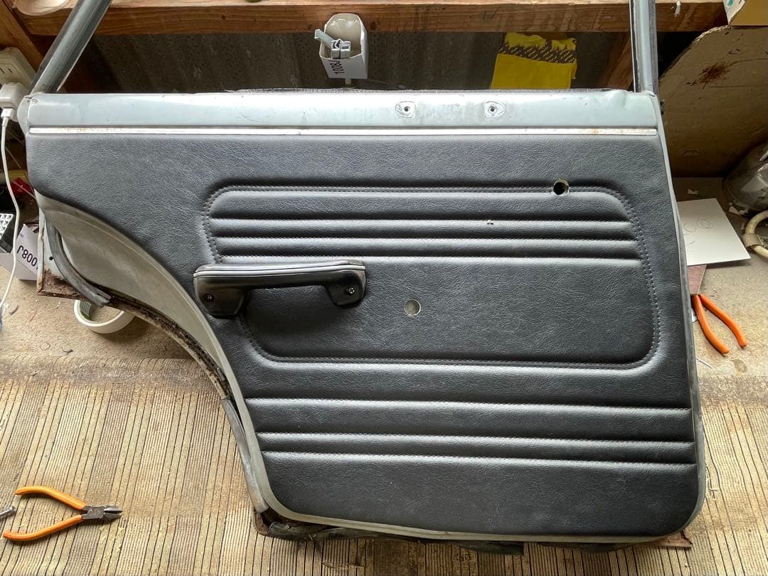 ★ブルーバード510 4ドア用 内張り4枚セット（ブラック）★