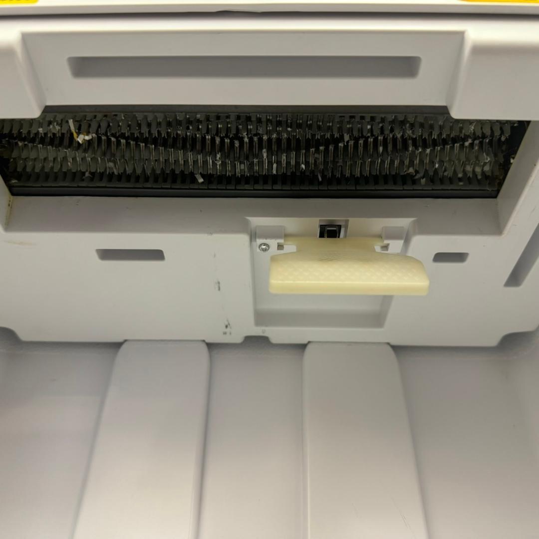 ☆アイリスオーヤマ　オートフィードシュレッダー　AFS60M　マイクロカット