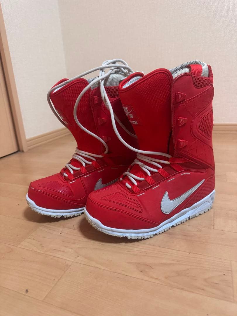 Nike sb スノボーブーツ ズーム怪獣
