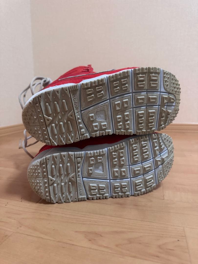 Nike sb スノボーブーツ ズーム怪獣