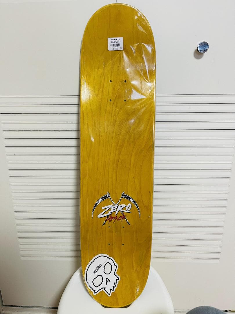 台湾製無地黒デッキテープ付き　ZERO ゼロ スケートボードデッキ　8.25