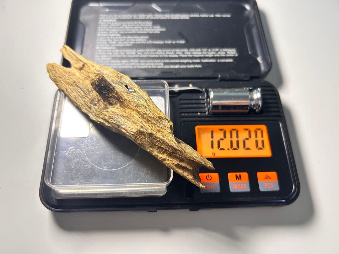 お香 天然沈香 六国五味聞香用 伽羅 香木 1-S-12.020